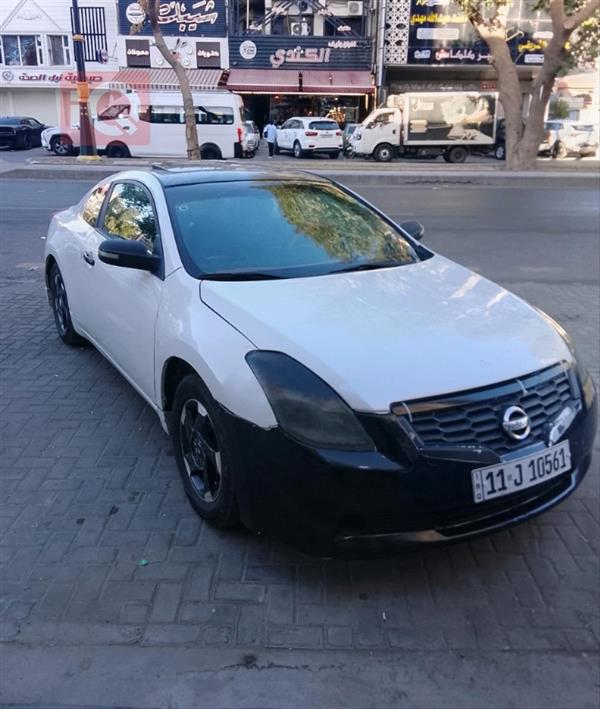 Nissan Altima Coupe 2008 for sale in Iraq - Baghdad